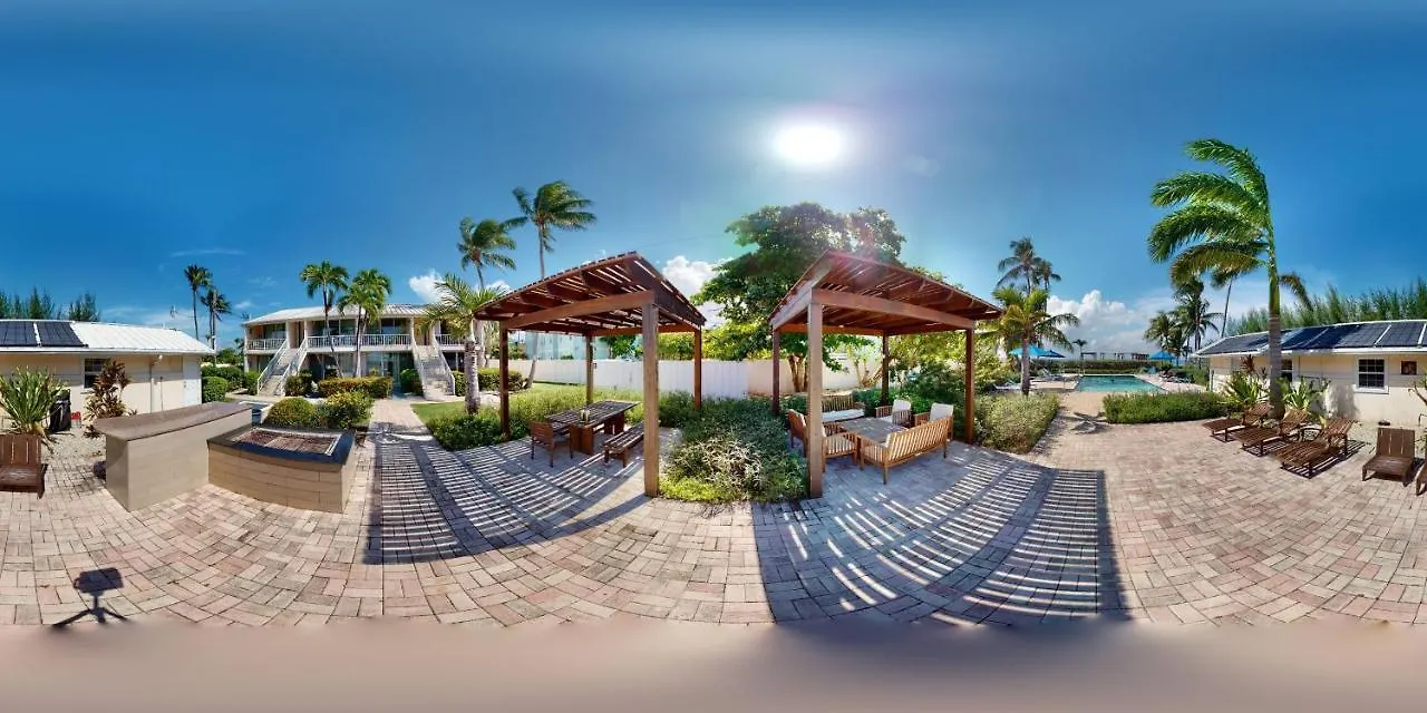 Perfectly Located In The Heart Of Seven Mile Beach Apts 0*,